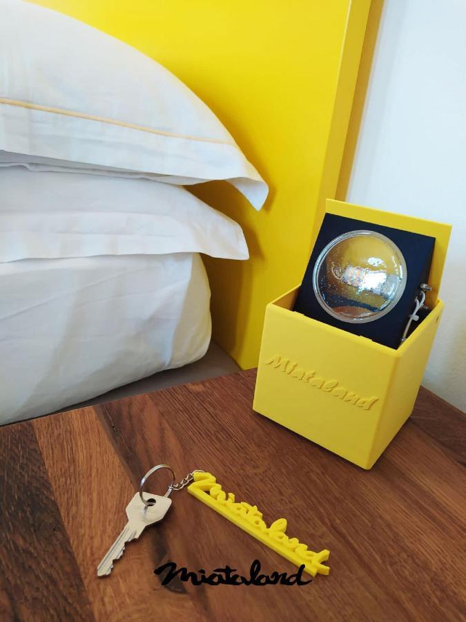 Miataland Bed & Breakfast Collazzone Bagian luar foto