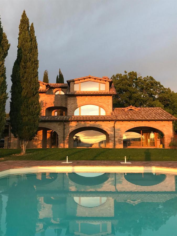 Miataland Bed & Breakfast Collazzone Bagian luar foto
