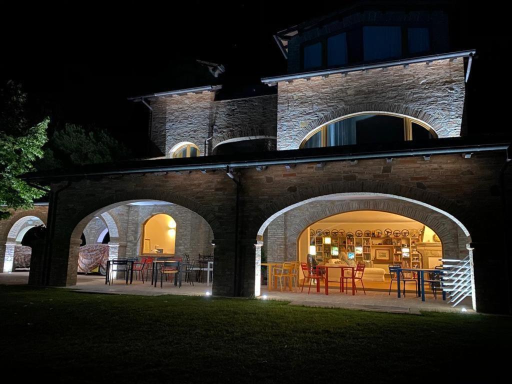Miataland Bed & Breakfast Collazzone Bagian luar foto