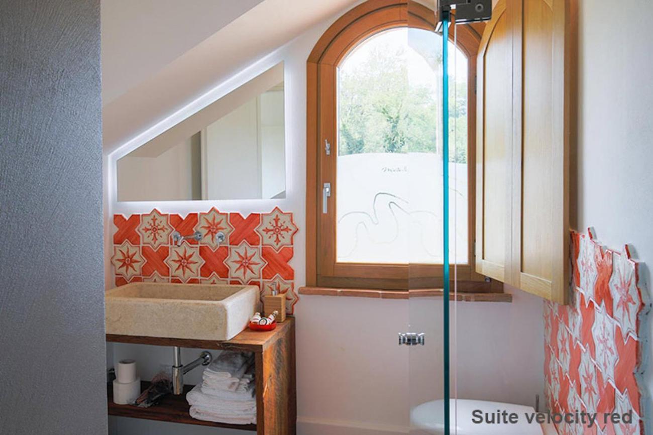 Miataland Bed & Breakfast Collazzone Bagian luar foto