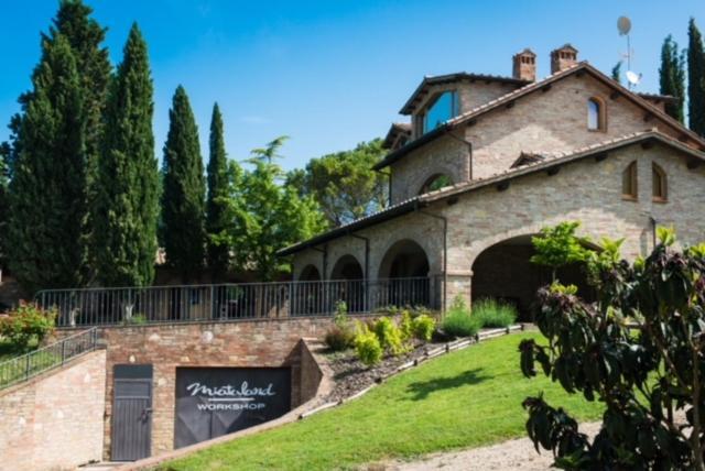 Miataland Bed & Breakfast Collazzone Bagian luar foto